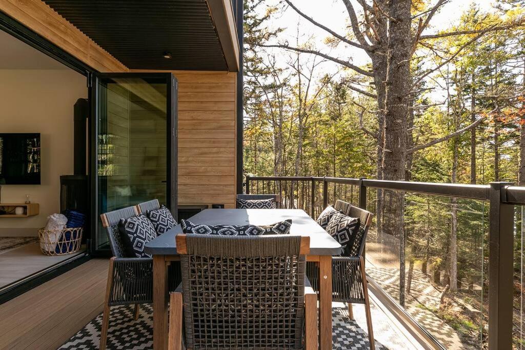 Numinous Cottage Long Lake Oasis Centre Rawdon Exterior photo