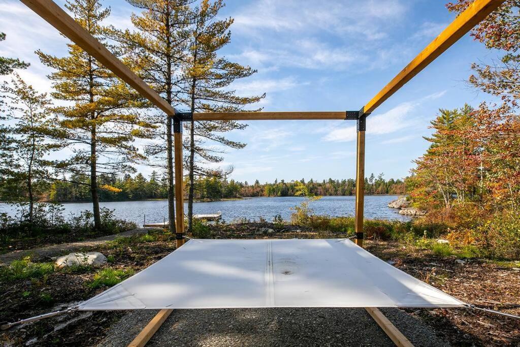 Numinous Cottage Long Lake Oasis Centre Rawdon Exterior photo